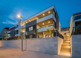 Villa Four Brothers Penthouse Suite