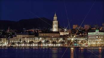 Bel Etage Luxury Rooms