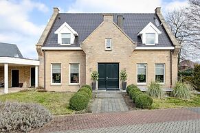 Villa Eltins
