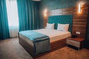 Royal Sapphire Hotel