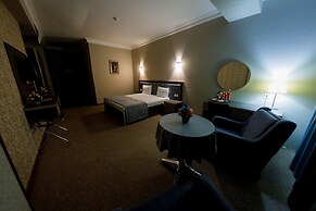 Royal Sapphire Hotel