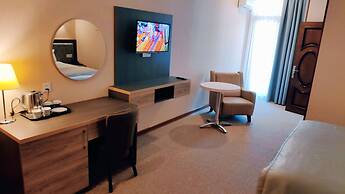 Royal Sapphire Hotel