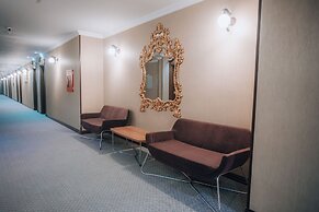 Royal Sapphire Hotel