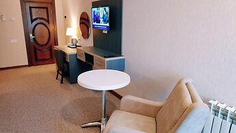 Royal Sapphire Hotel