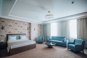 Royal Sapphire Hotel