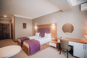 Royal Sapphire Hotel