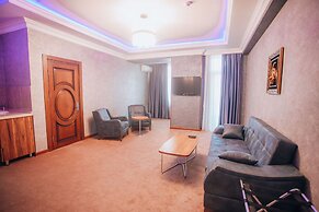 Royal Sapphire Hotel