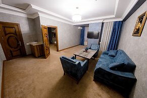 Royal Sapphire Hotel