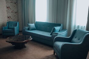 Royal Sapphire Hotel