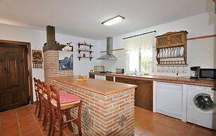 1053 Villa Seral