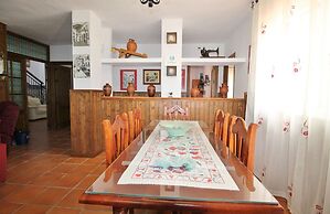 1053 Villa Seral