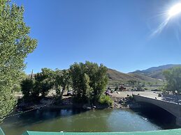 Manhattan Hotel Salida