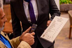 The Essentia Hotel - Sma