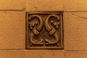 The Essentia Hotel - Sma