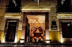 The Essentia Hotel - Sma