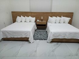 Hotel Via Real