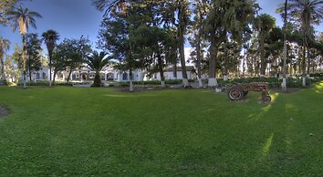 Hosteria Hacienda Pinsaqui