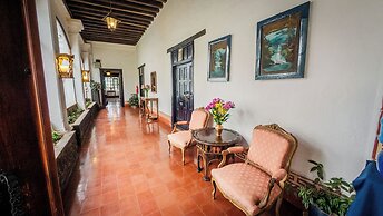 Hosteria Hacienda Pinsaqui