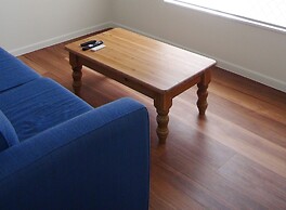 Beach bliss Queen bed BBQ Pool Netflix