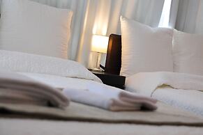 Anest Nipponbashi-Higashi