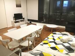 CBD Apartment in Perfect Location