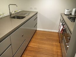 CBD Apartment in Perfect Location