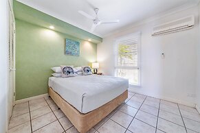 Ocean Views Galore - Airlie Beach