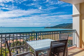 Ocean Views Galore - Airlie Beach