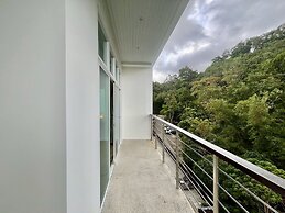 Grand Kamala Falls