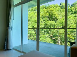 Grand Kamala Falls