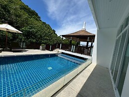 Grand Kamala Falls