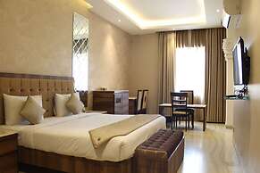 Royal Residence Iffco Chowk