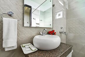 Royal Residence Golf View