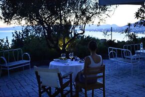 Verga Apartments & Suites