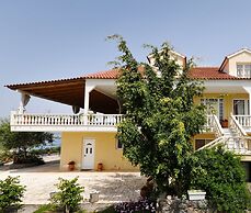 Verga Apartments & Suites