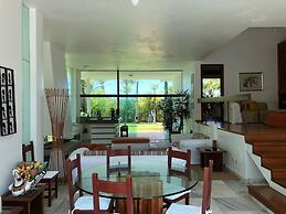 Maresias, Luxo e Estilo à Beira-mar