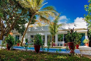 Saly International House