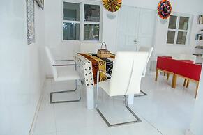 Saly International House