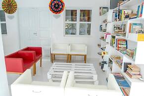 Saly International House