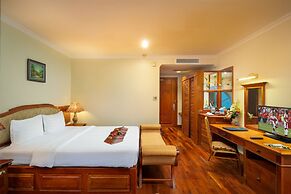 Dragon Royal Angkor Hotel