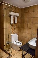 The Summer House, Pachmarhi - AM Hotel Kollection