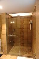 The Summer House, Pachmarhi - AM Hotel Kollection