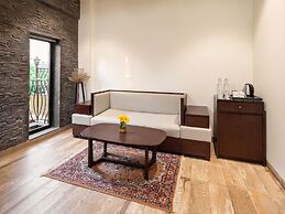 The Summer House, Pachmarhi - AM Hotel Kollection