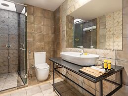 The Summer House, Pachmarhi - AM Hotel Kollection