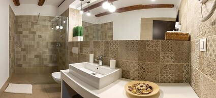 Vendi Grand Square Residence