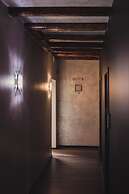 Vendi Grand Square Residence