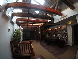 Vendi Grand Square Residence