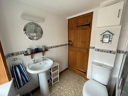 All Seasons Cottage Breaks