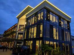 Mythos Boutique Hotel