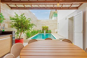 GB01 Excelente Casa 4 Suítes - Guarajuba